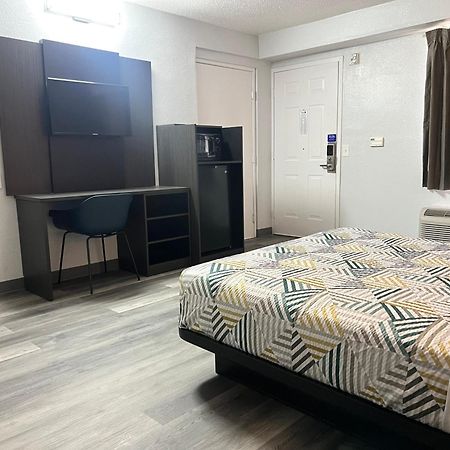 Motel 6-Middleburg Heights, Oh - Cleveland Luaran gambar