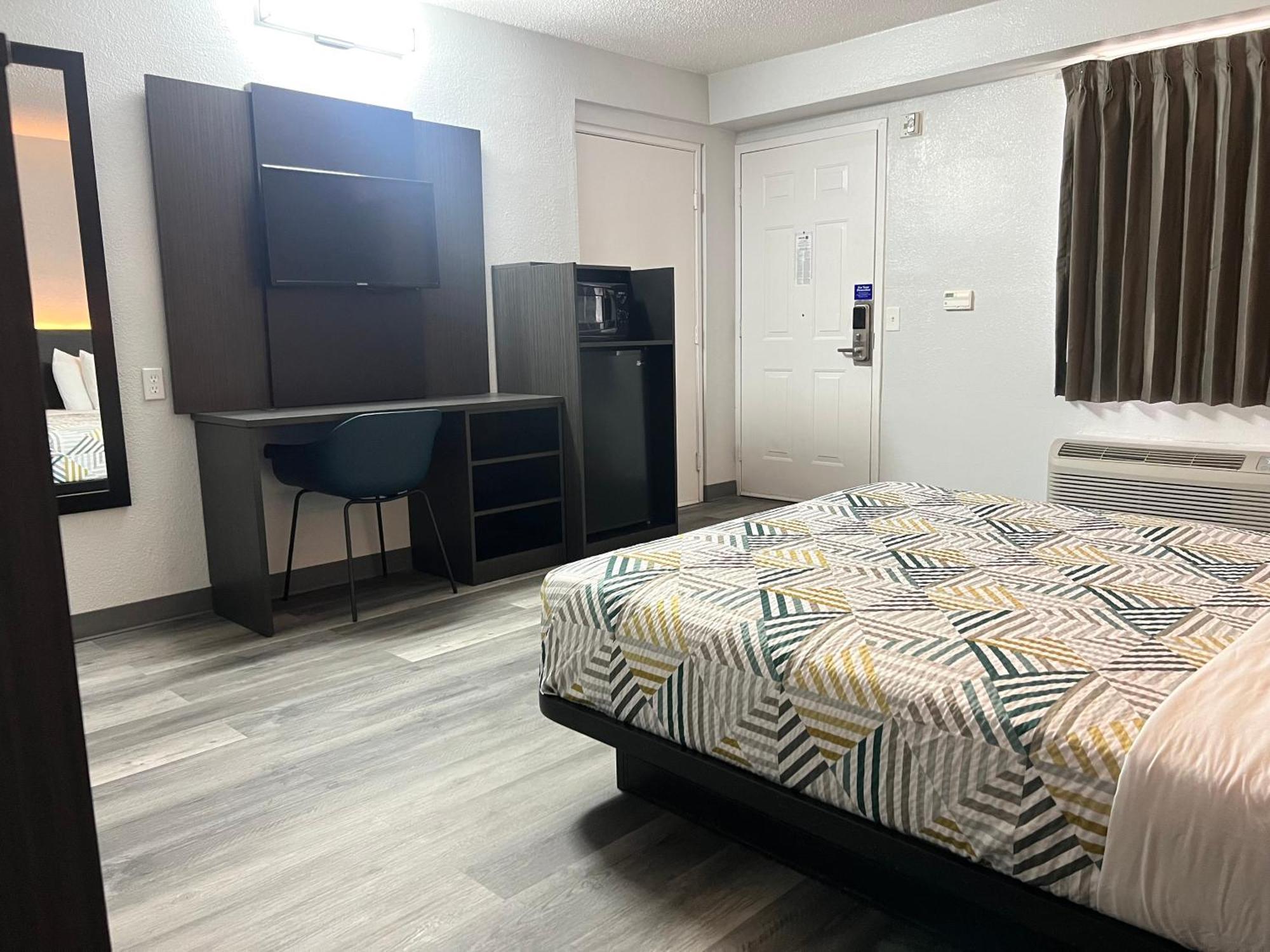 Motel 6-Middleburg Heights, Oh - Cleveland Luaran gambar