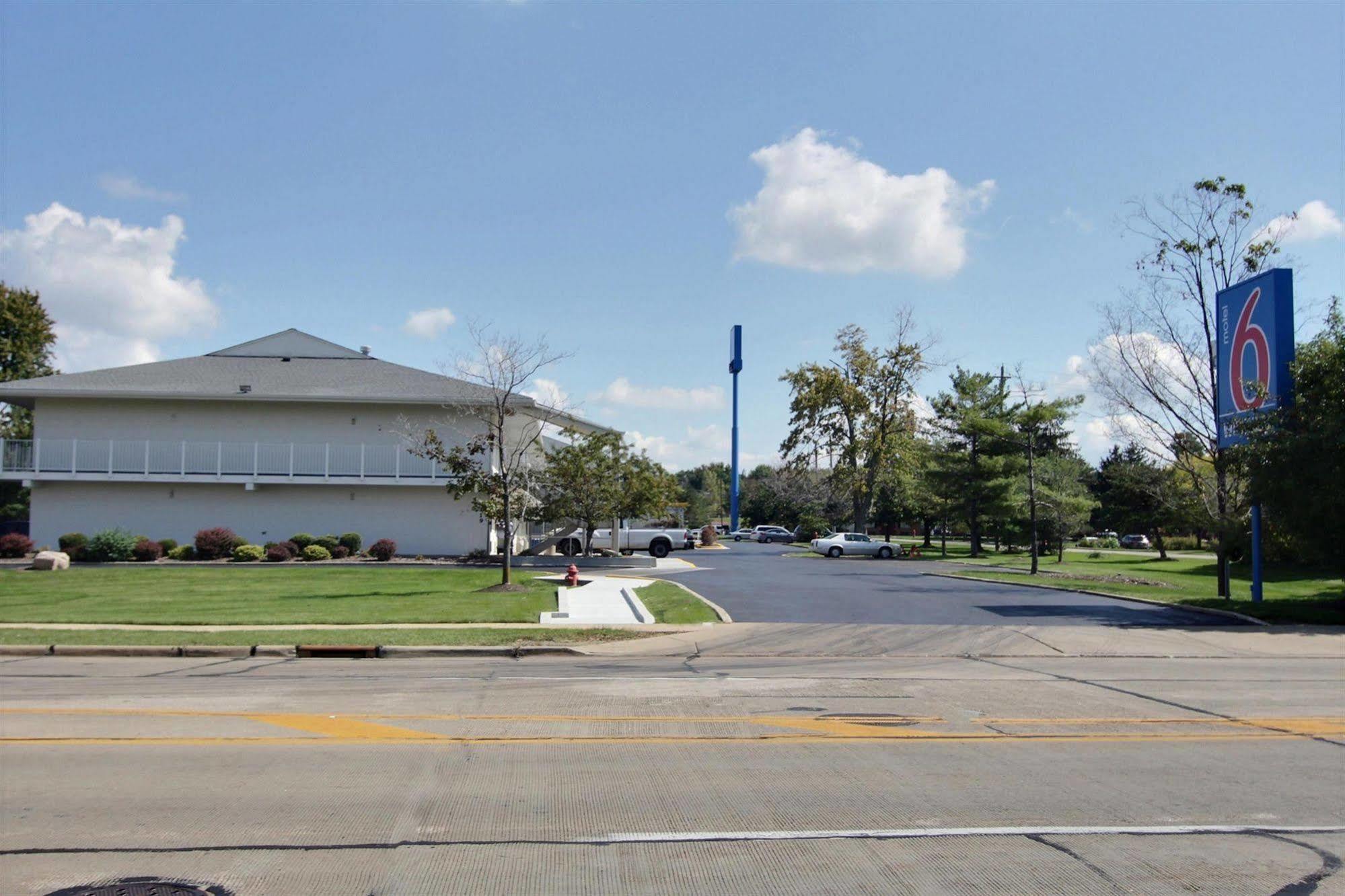 Motel 6-Middleburg Heights, Oh - Cleveland Luaran gambar