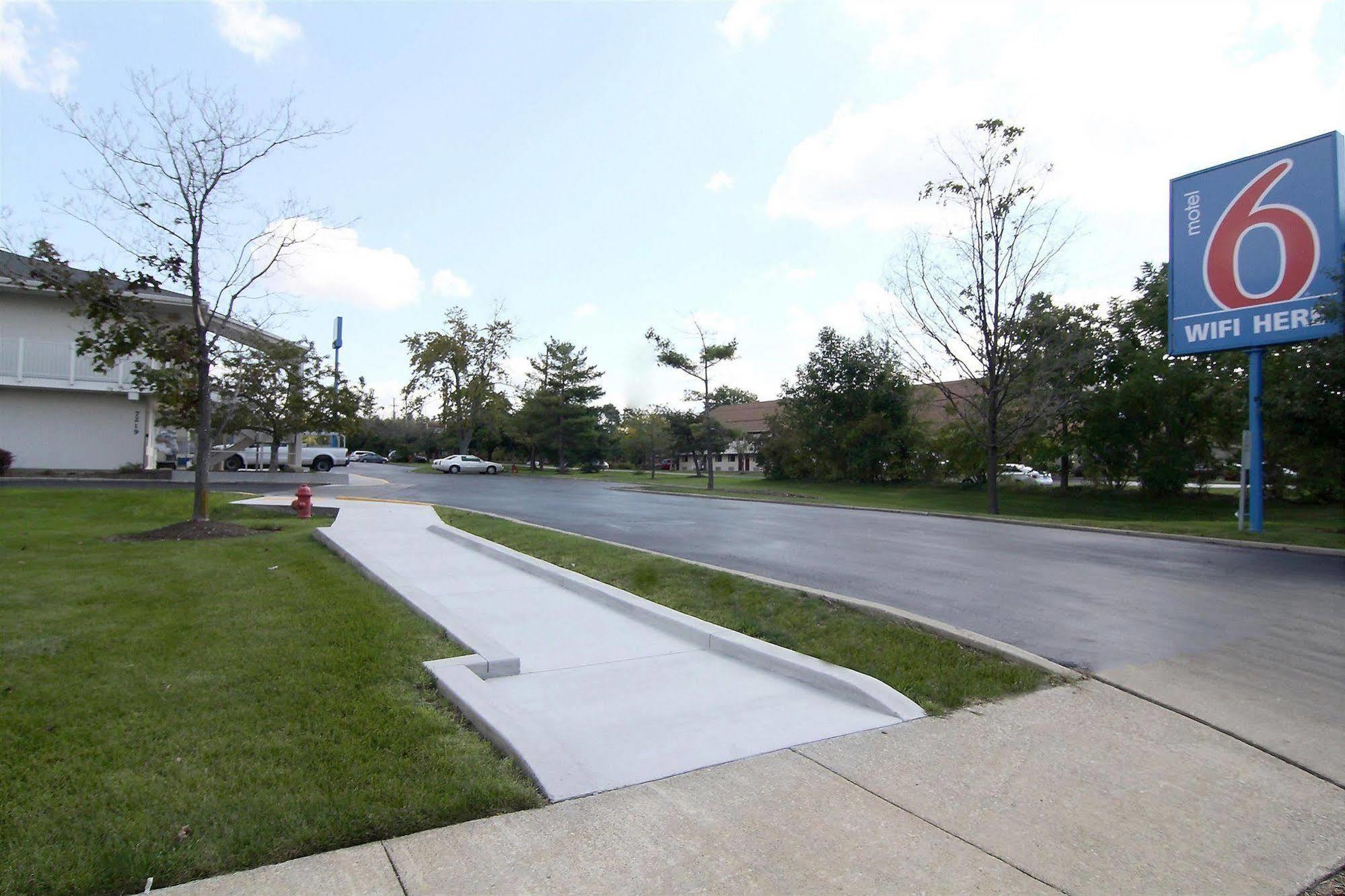 Motel 6-Middleburg Heights, Oh - Cleveland Luaran gambar