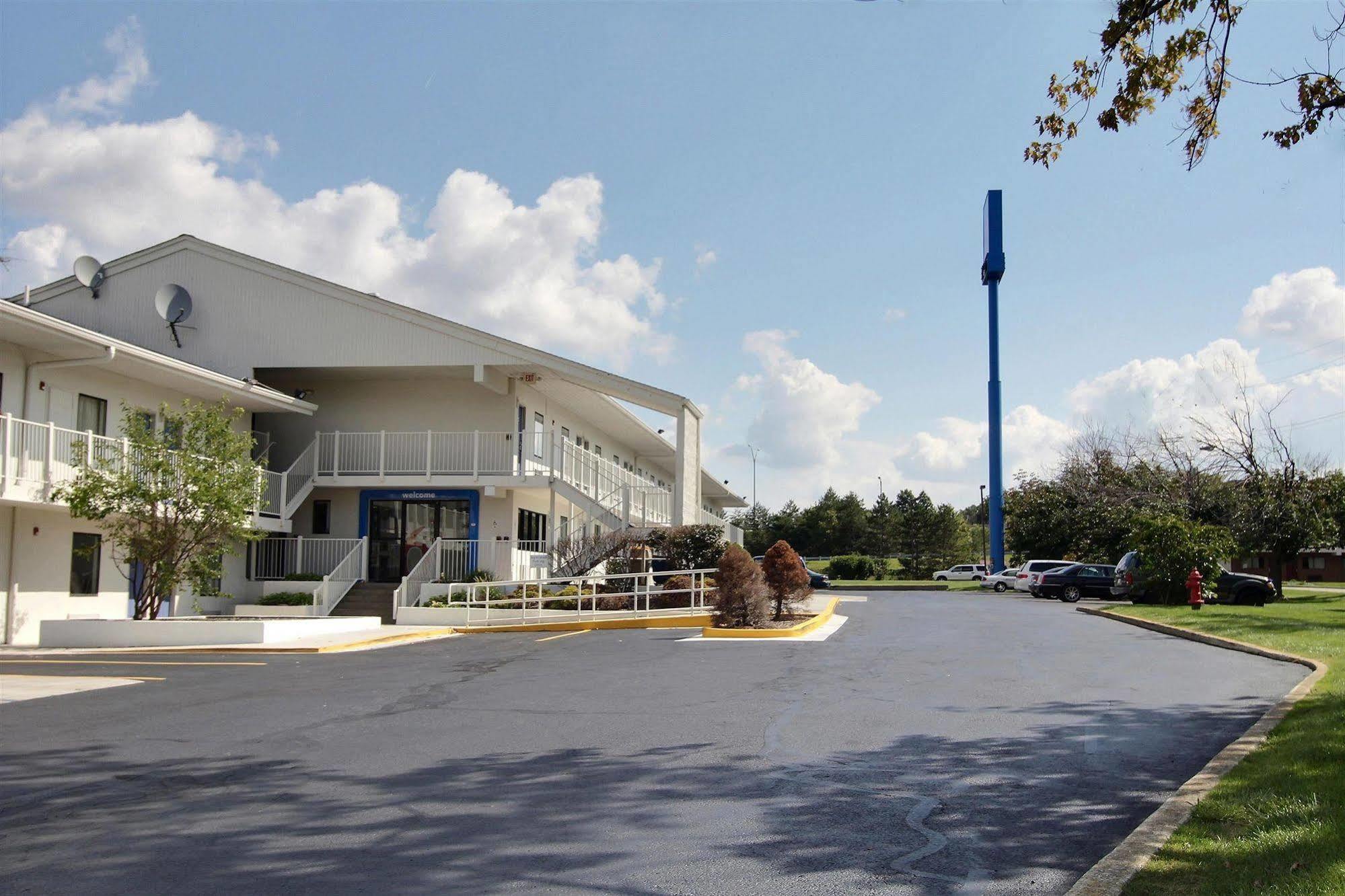 Motel 6-Middleburg Heights, Oh - Cleveland Luaran gambar