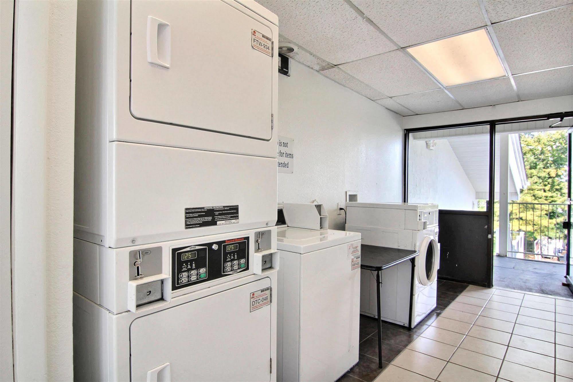 Motel 6-Middleburg Heights, Oh - Cleveland Luaran gambar